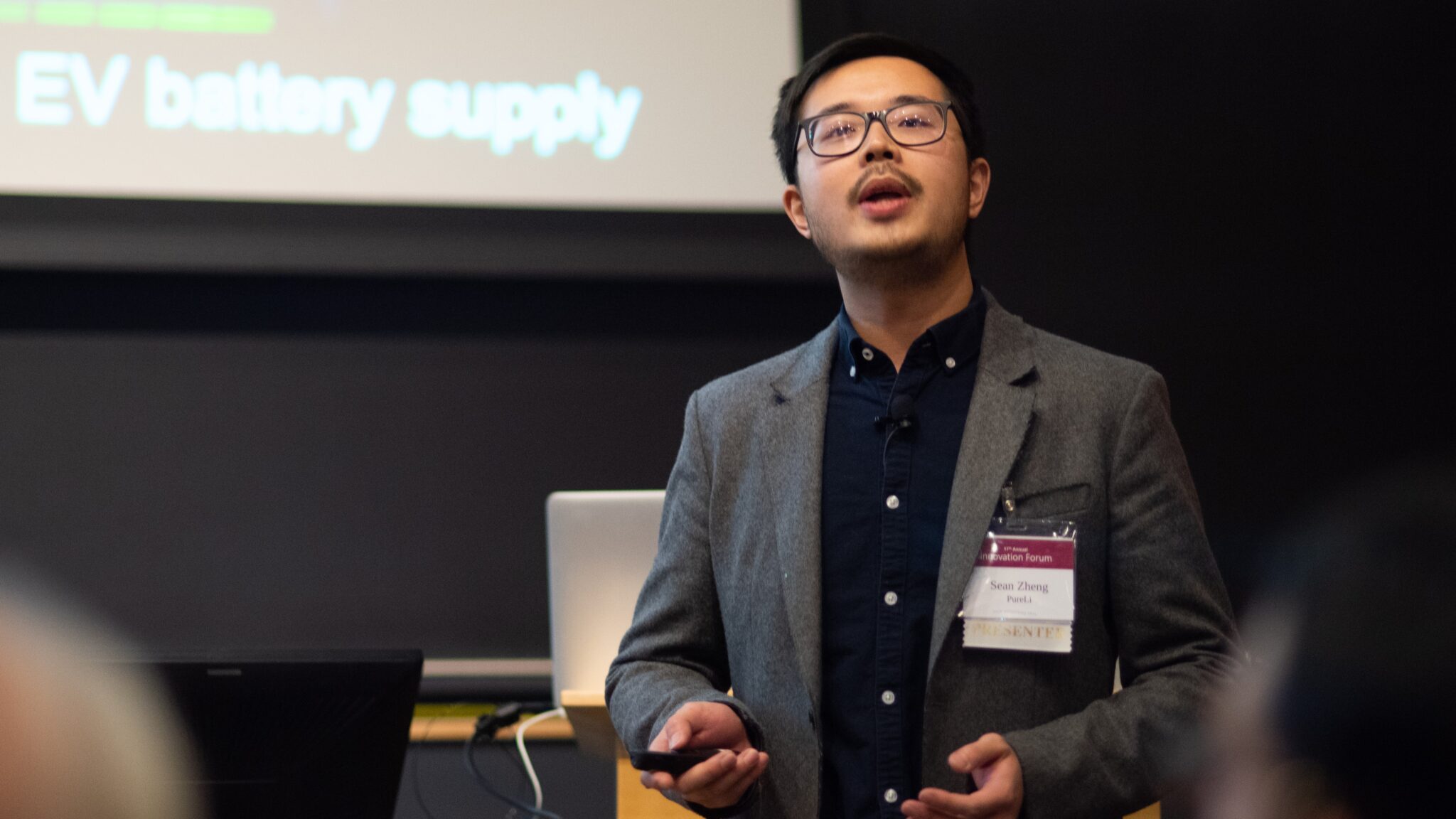 Sean Zheng presented the team’s work at the 17th Innovation Forum