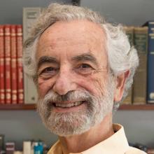 Headshot of Elliot Lieb