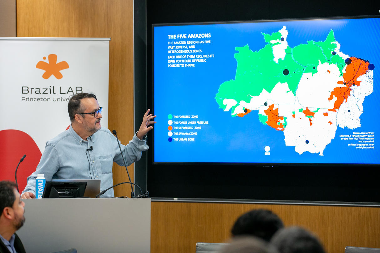 Beto Veríssimo (above), senior researcher at Imazon, a “think-and-do” think tank based in the Brazilian Amazon, joined Matias Spektor, professor at the School of International Relations at Fundação Getulio Vargas, for “Brazil is Back,” a debate about the future of public policy and sustainability in Brazil following the election of Luiz Inácio Lula da Silva as president. 