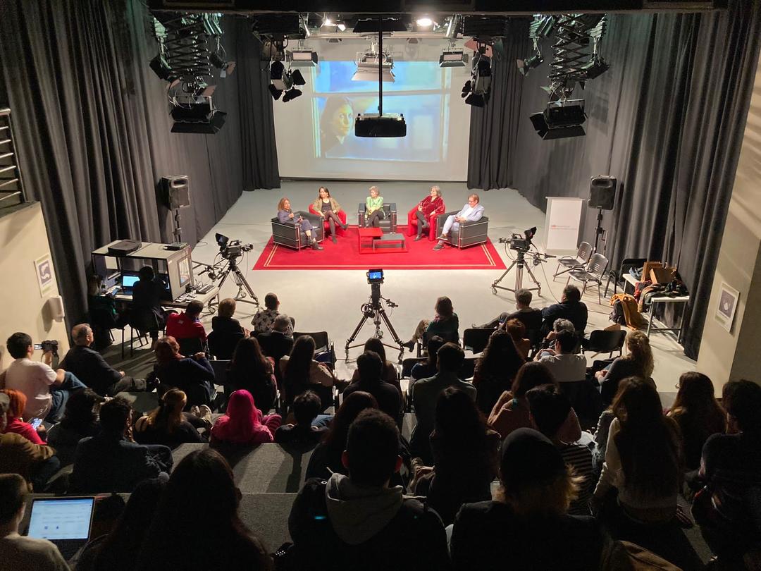 The 2023 PIIRS Global Seminar in Chile, “Images in Transition: Art and Politics in Chile’s Transition to Democracy,” centered on the relationship between politics and art in the South American nation since dictator Augusto Pinochet’s 1973 coup ousted President Salvador Allende.