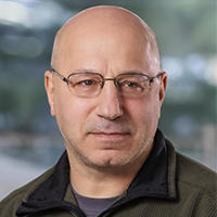 Headshot of Principal investigator Howard Stone