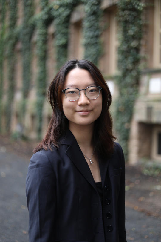 Michelle Miao headshot